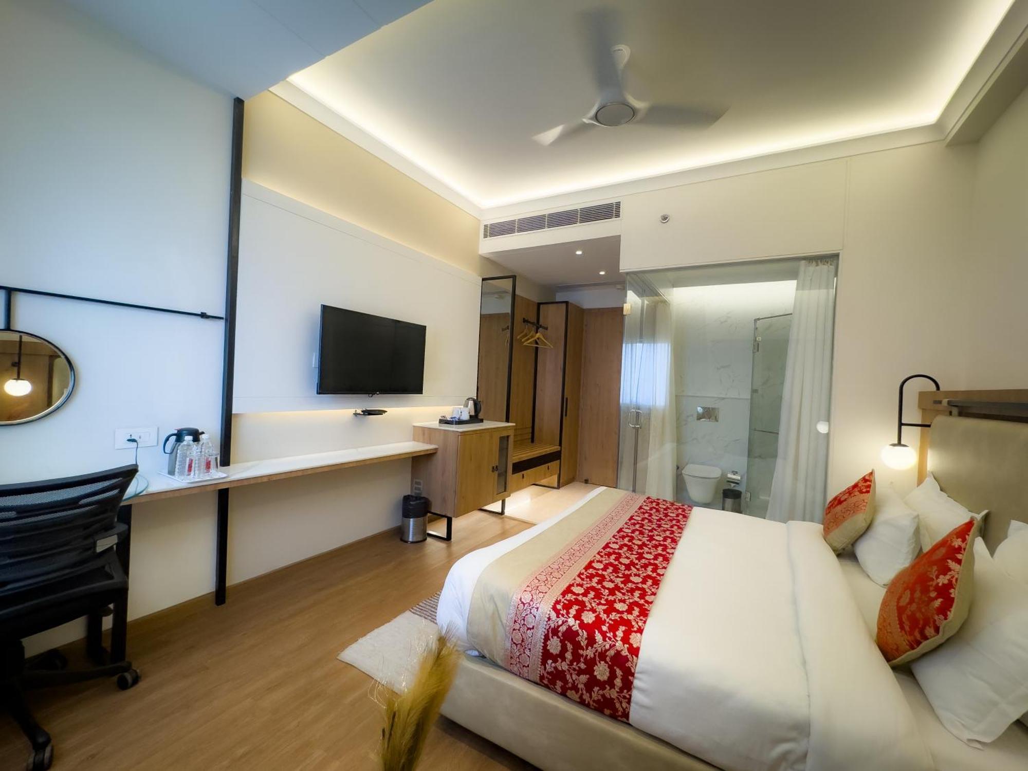New Hotel Broadway Varanasi Exterior photo